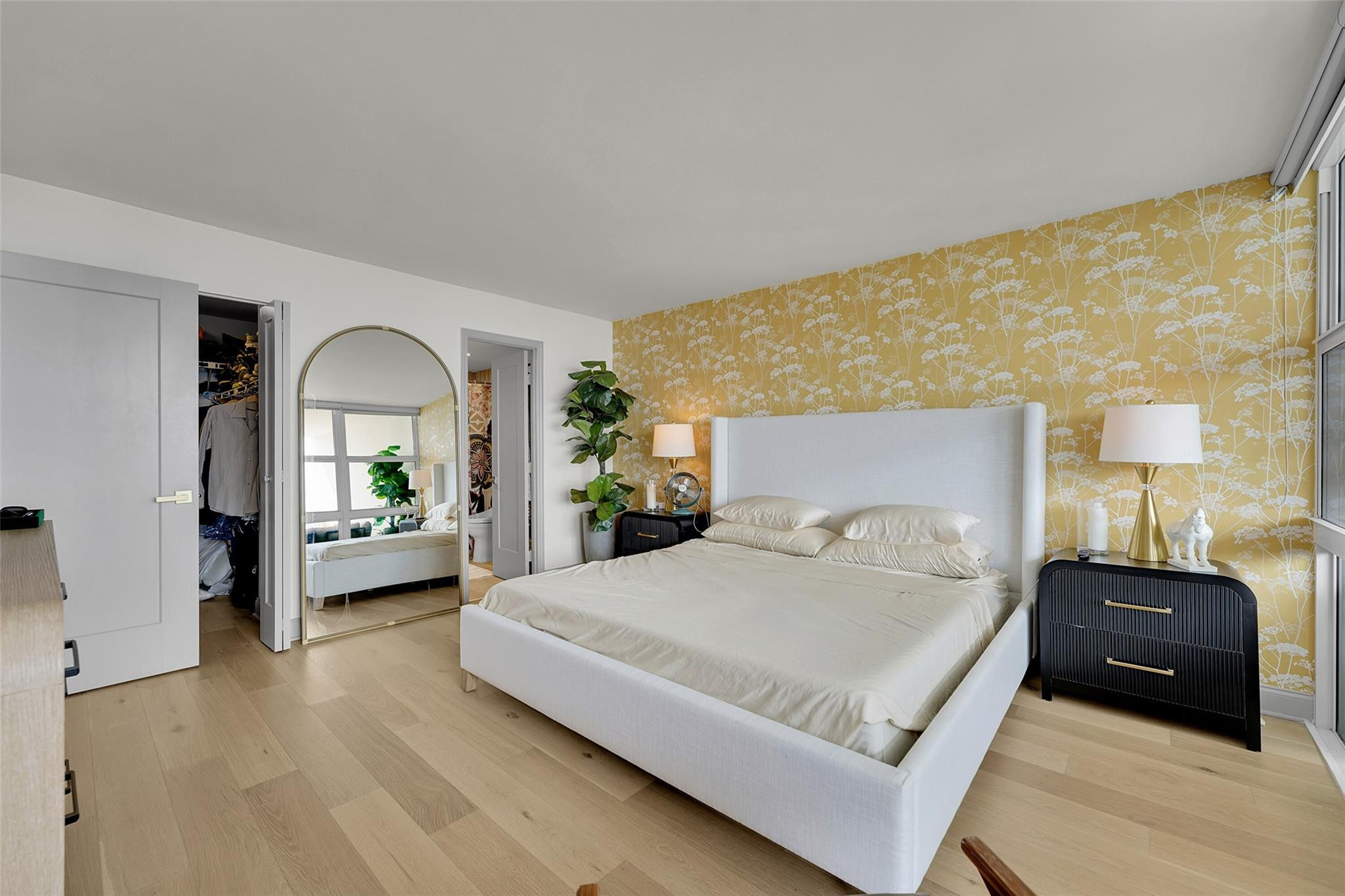 VANTAGE VIEW CONDO - Residential Lease
