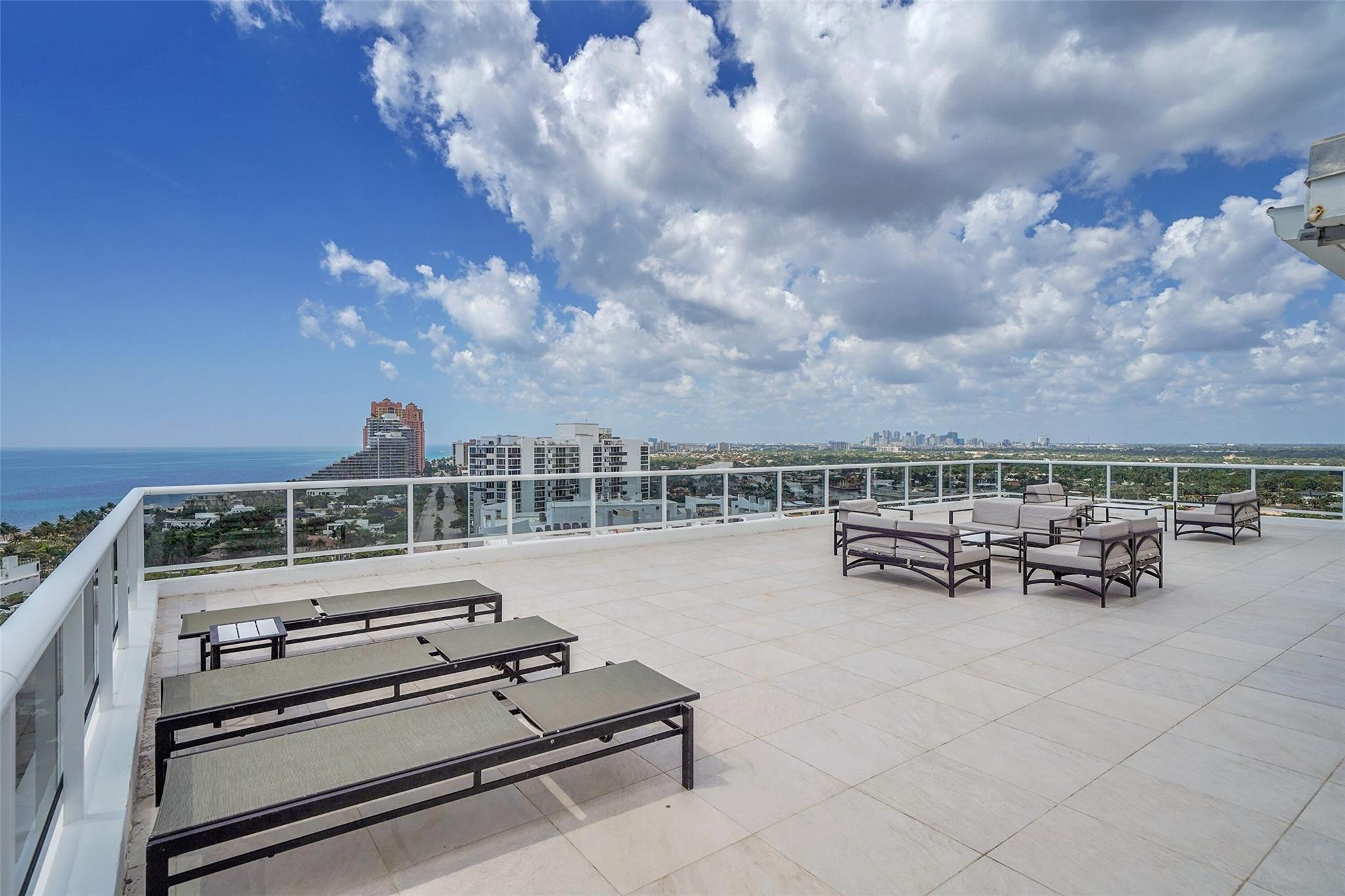 VANTAGE VIEW CONDO - Residential Lease