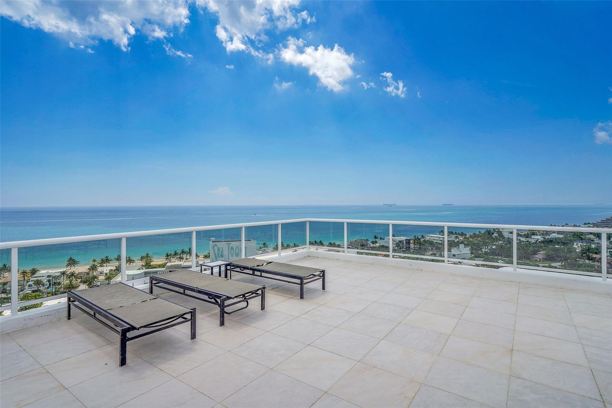 VANTAGE VIEW CONDO - Residential Lease