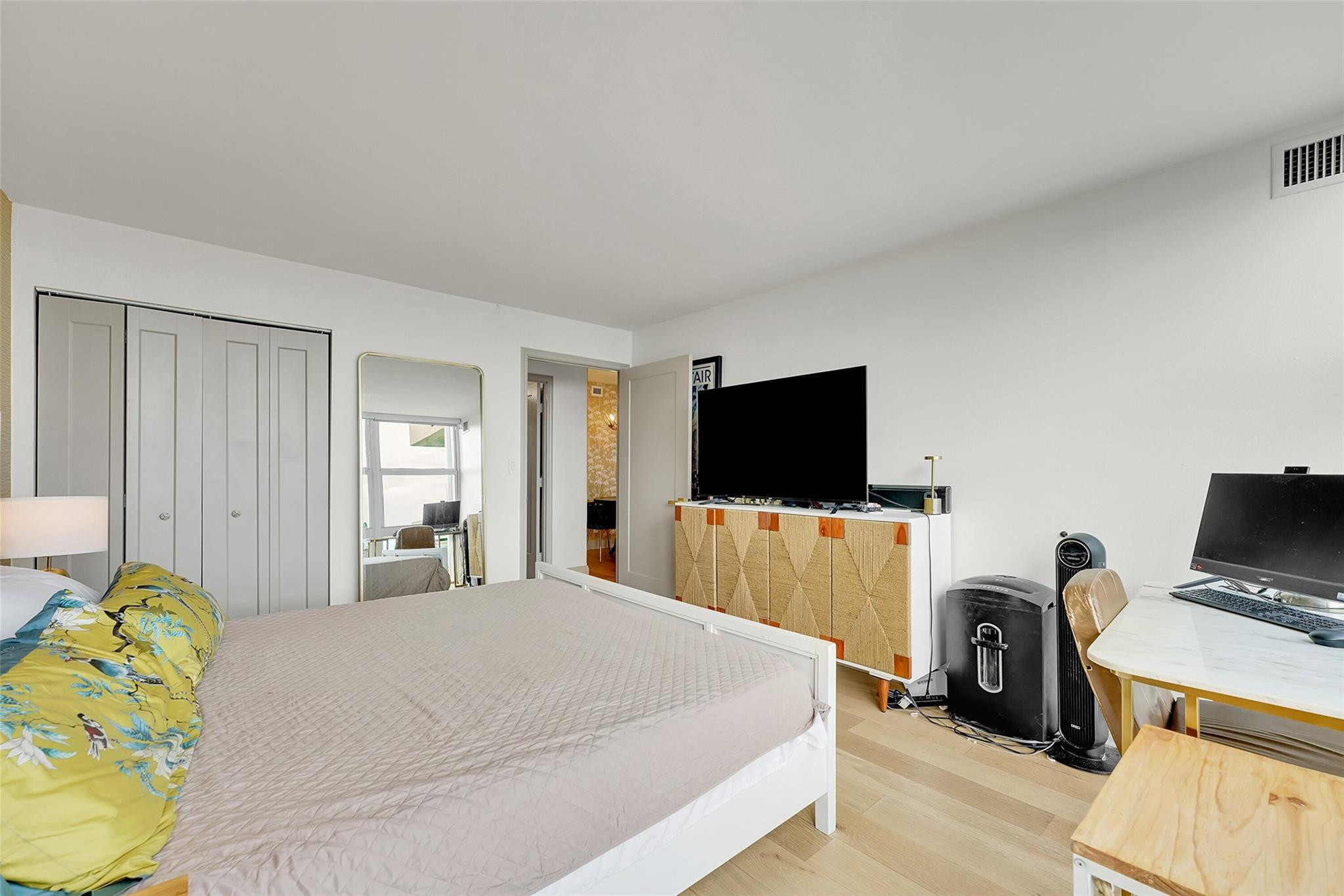 VANTAGE VIEW CONDO - Residential Lease