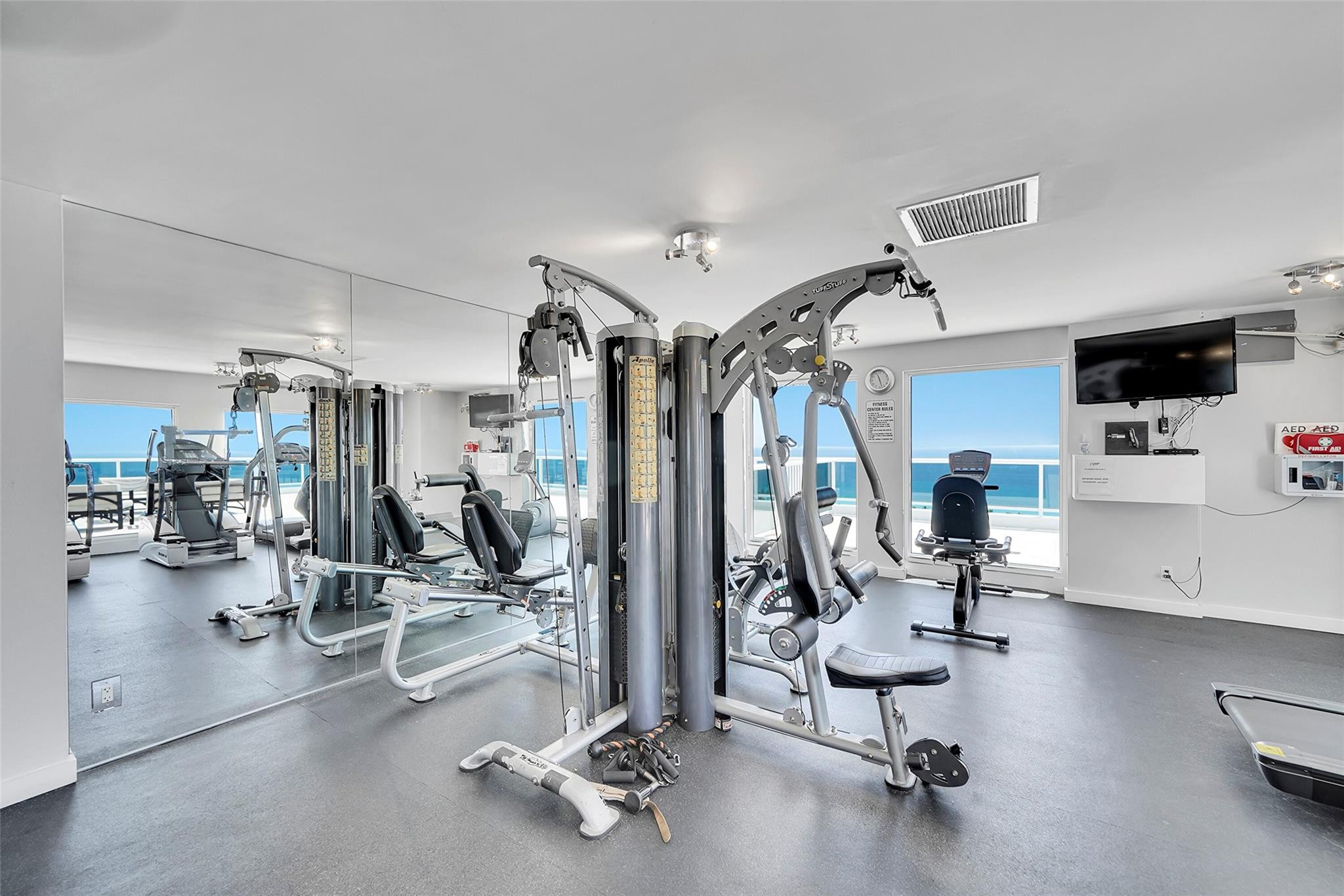 VANTAGE VIEW CONDO - Residential Lease