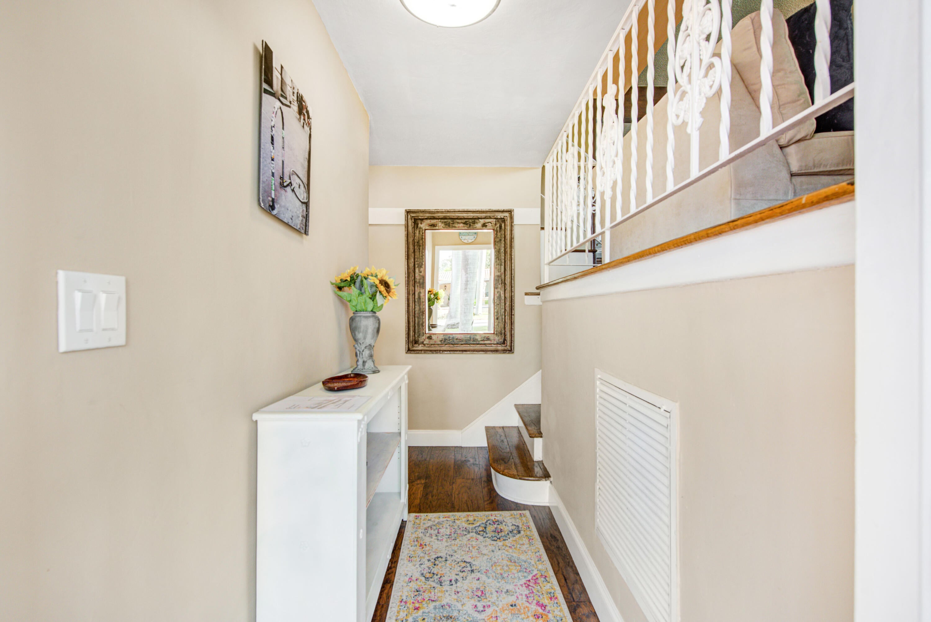 1100 NE 4TH Street