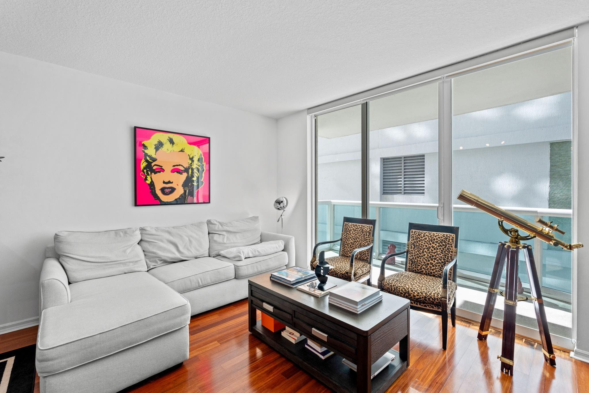 347 N New River Drive 606