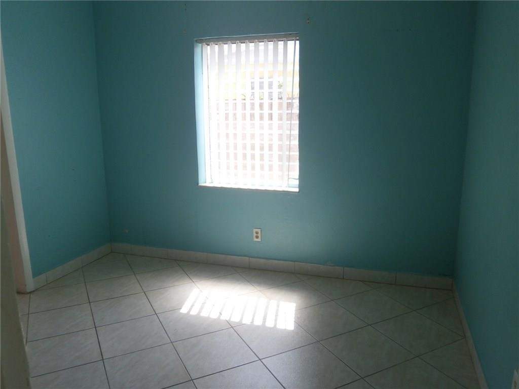 Floral Heights 28-5 B - Residential