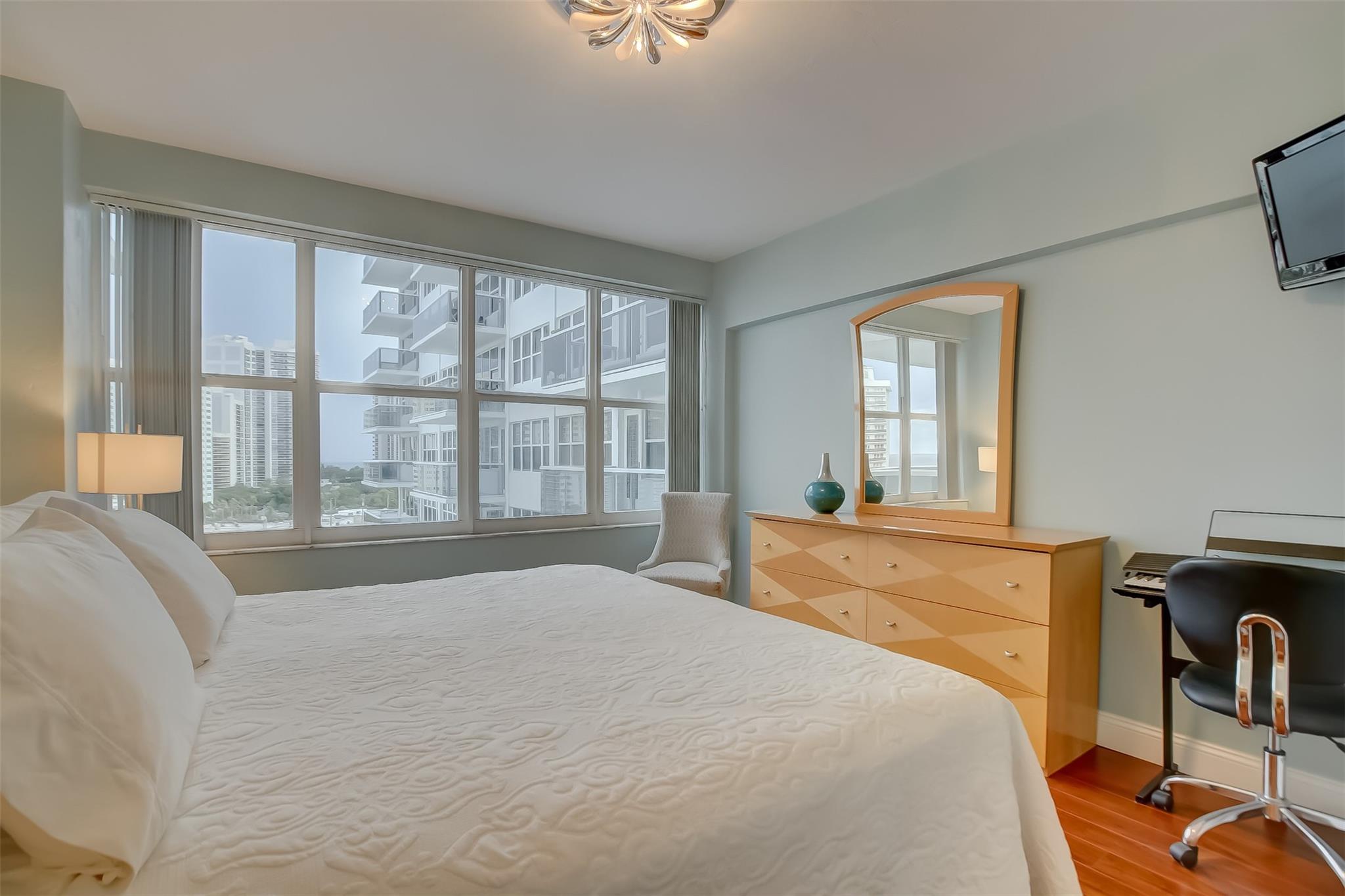 Coral Ridge Towers East - Residential