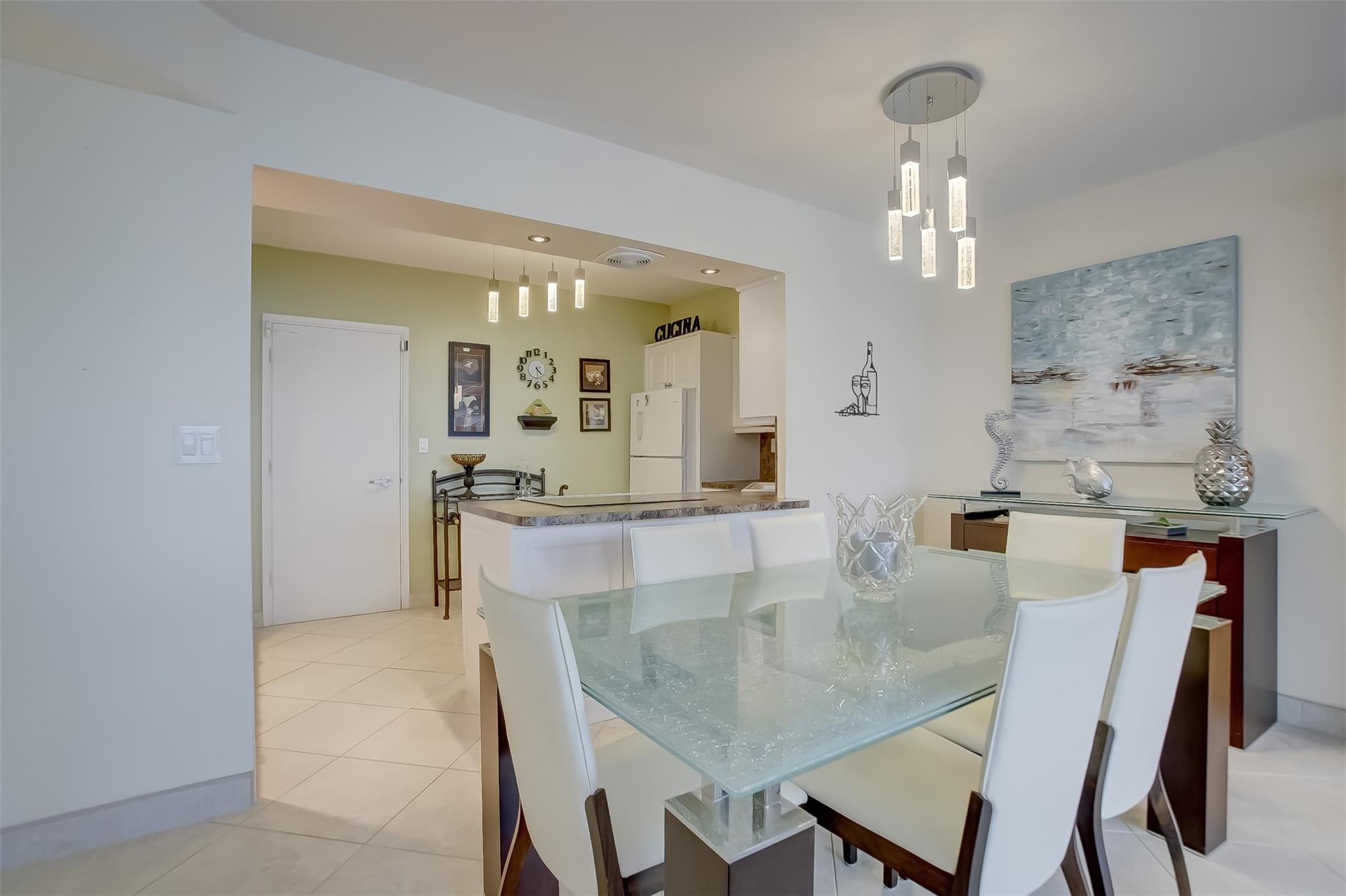 Coral Ridge Towers East - Residential