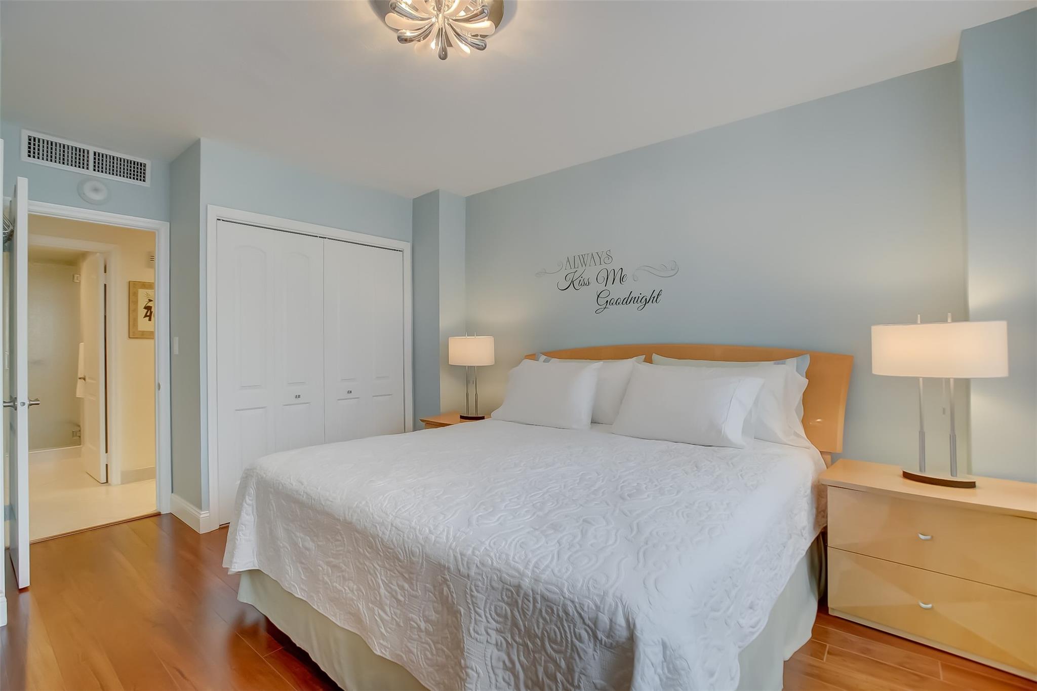 Coral Ridge Towers East - Residential