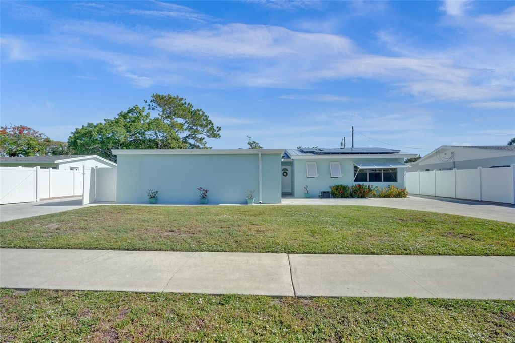 Photo of 836 Buttonwood Road, North Palm Beach, FL 33408 (MLS # F10439006)