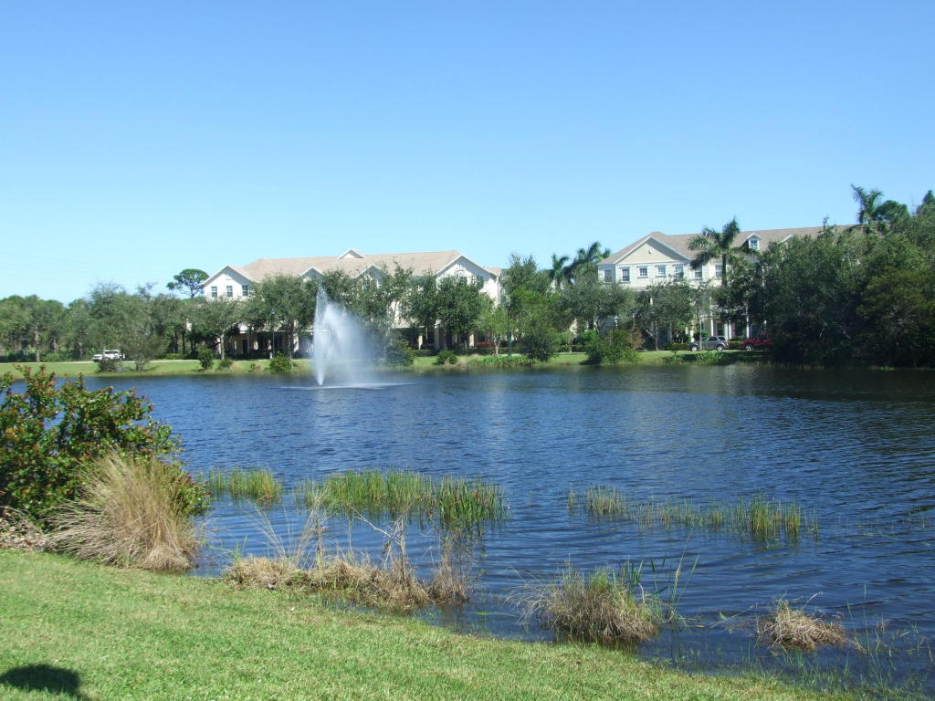 SANDPIPER COVE AT BOTANICA CONDO - Residential Lease