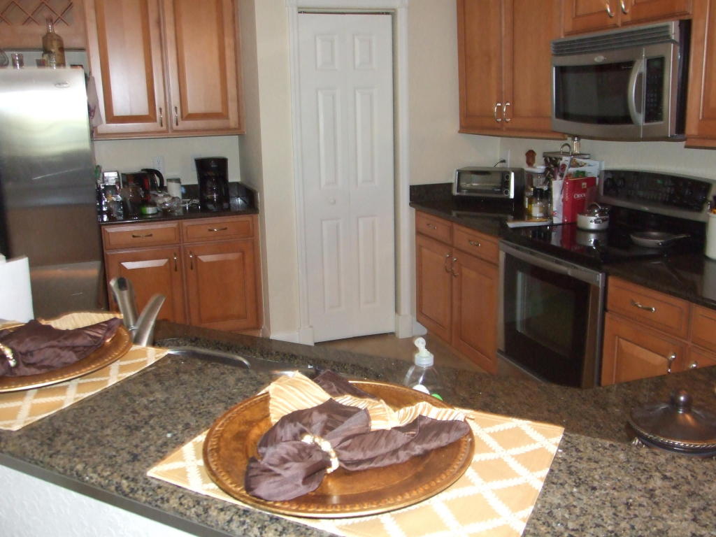 SANDPIPER COVE AT BOTANICA CONDO - Residential Lease