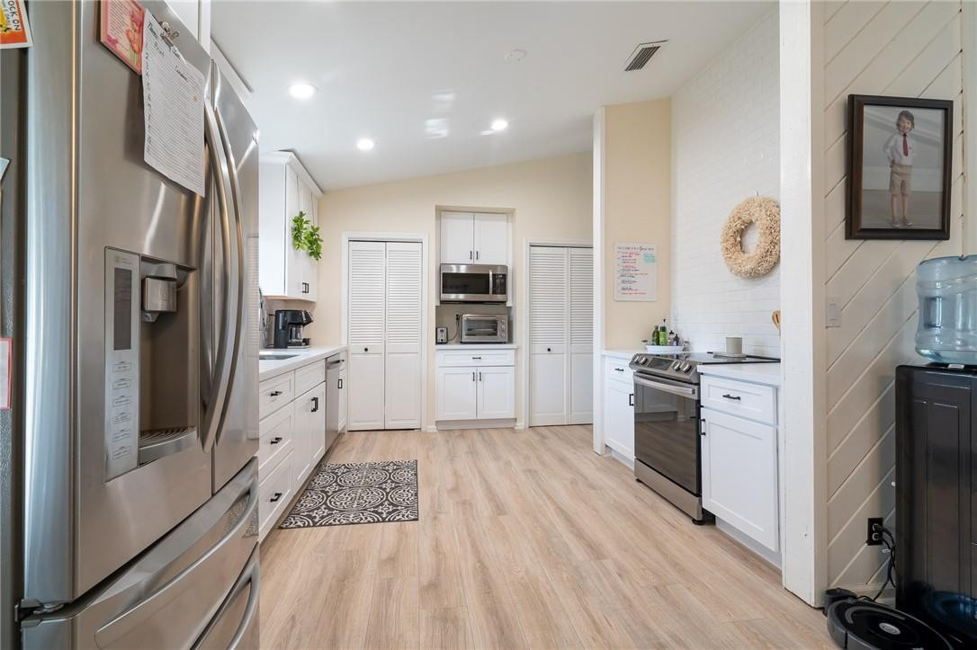 Oakland Park 2-38 B - Residential