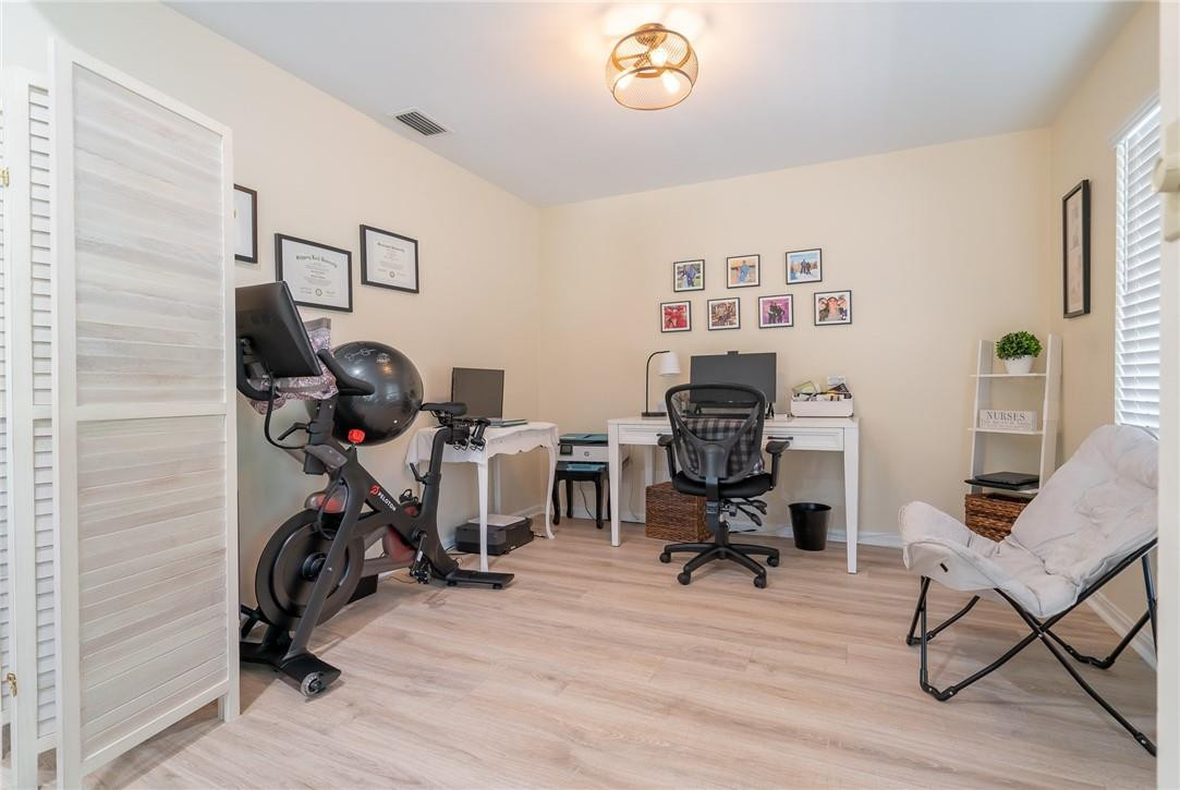 Oakland Park 2-38 B - Residential