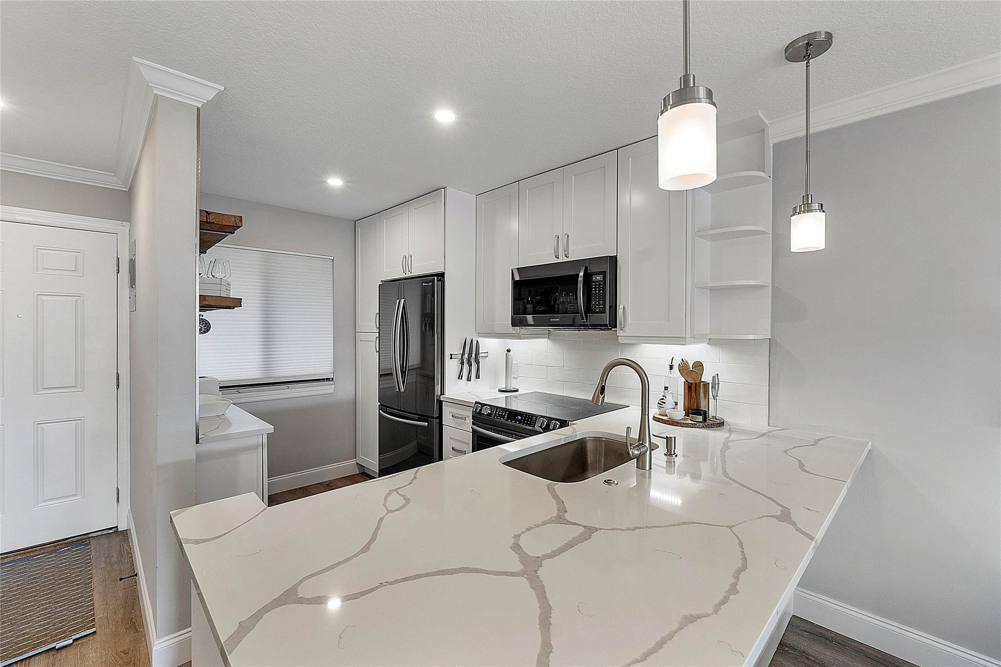 FOUNTAINS OF PALM BEACH CONDO 5 - Residential Lease