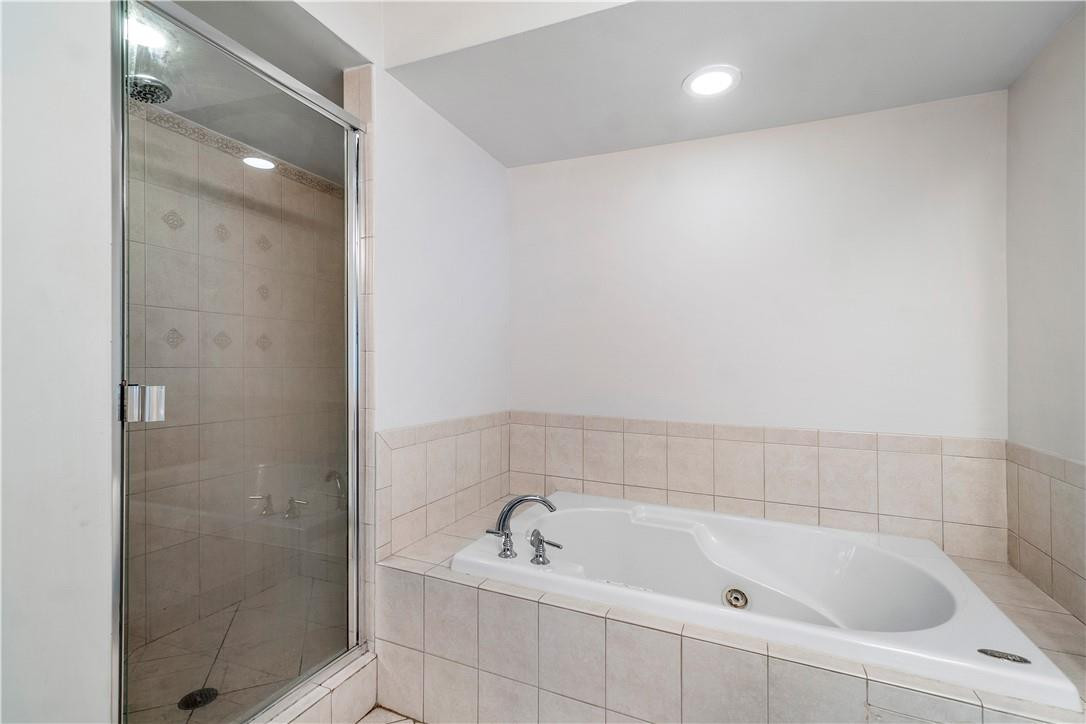 ESPLANADE - Residential