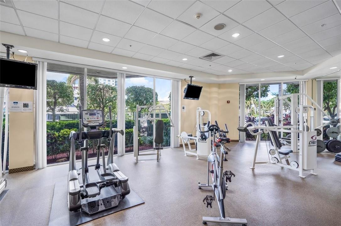 ESPLANADE - Residential