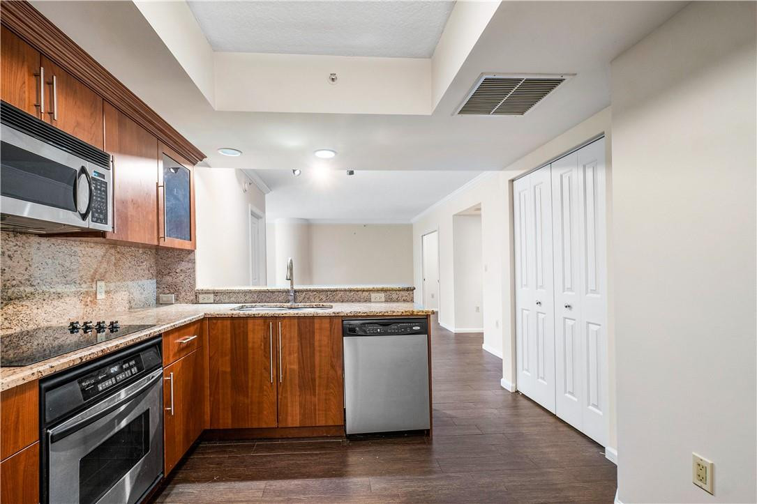 ESPLANADE - Residential