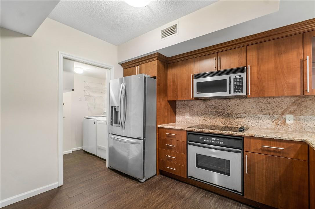 ESPLANADE - Residential