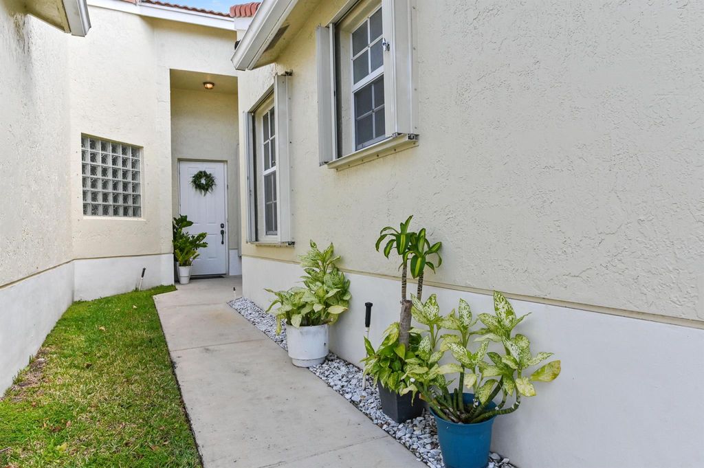 Photo of 6095 Caladium Rd, Delray Beach, FL 33484 (MLS # R11133379)