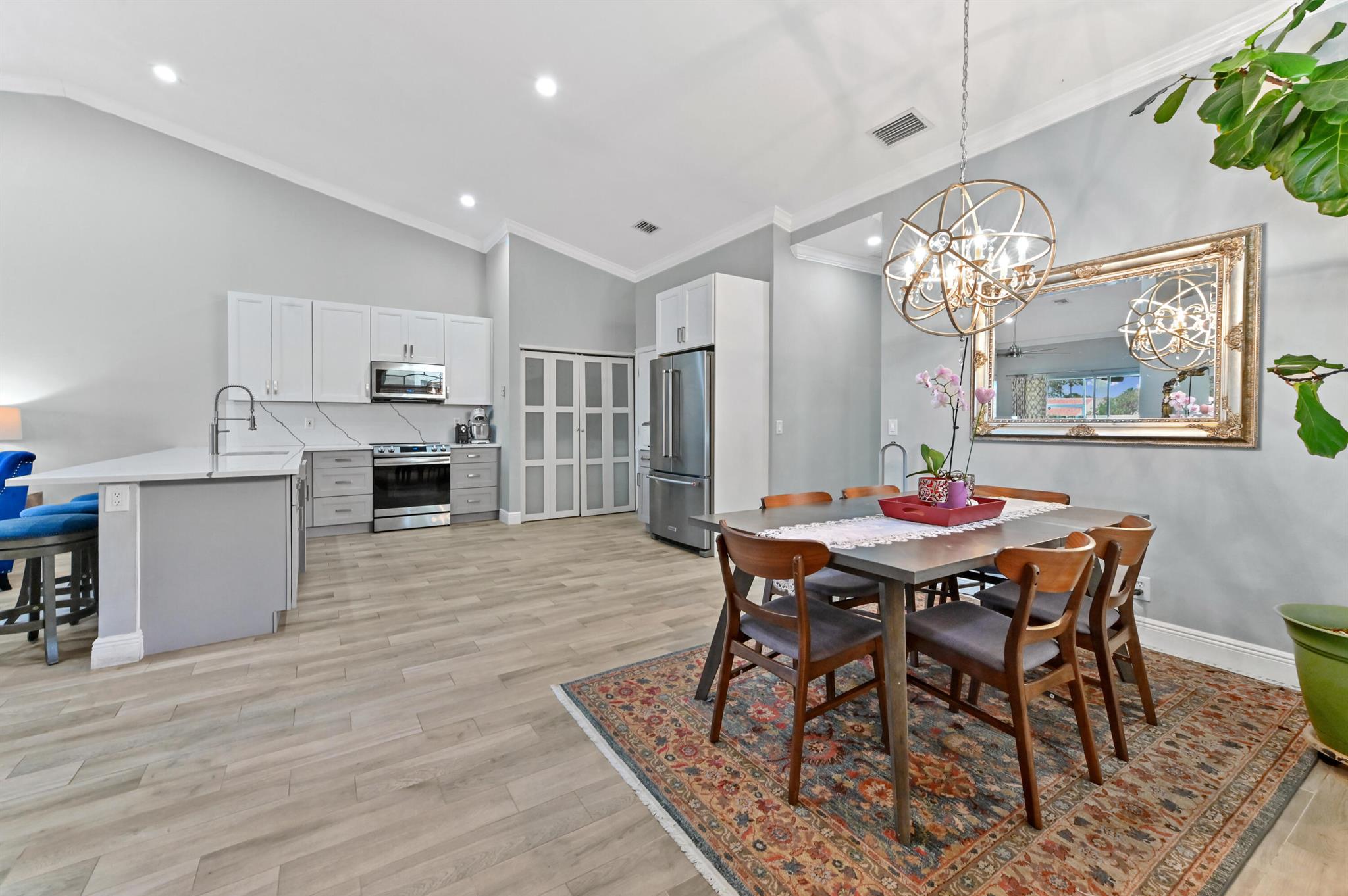 FLORAL LAKES PH 3 AND 4 - Residential