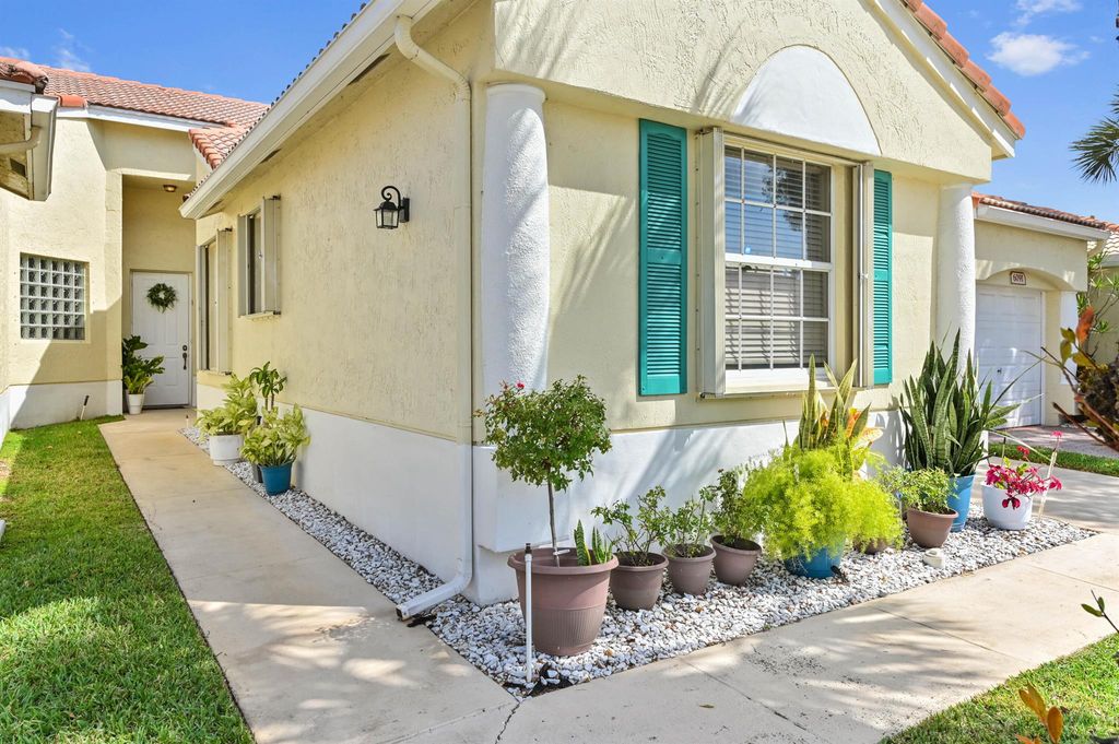 Photo of 6095 Caladium Rd, Delray Beach, FL 33484 (MLS # R11133379)