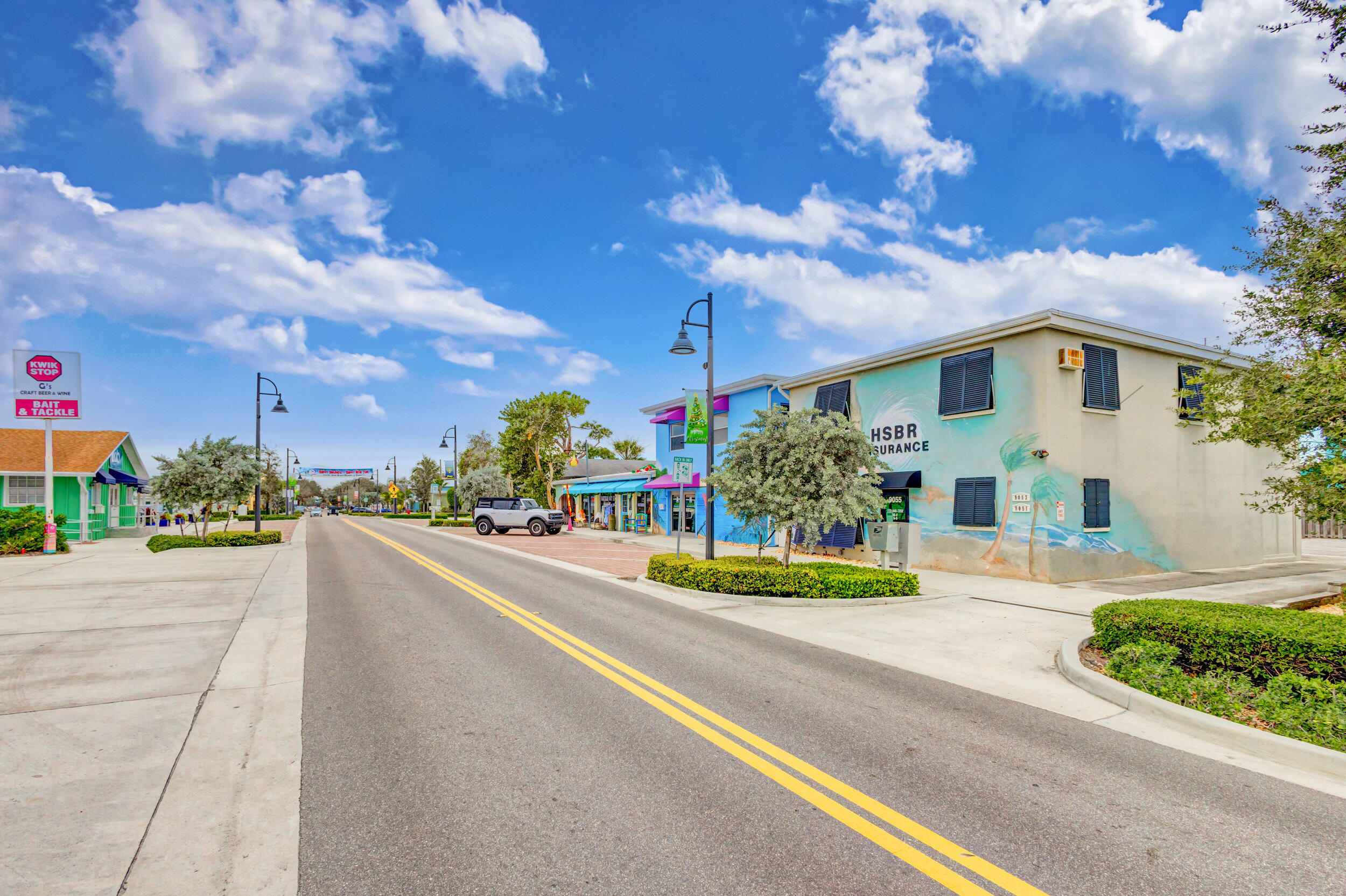 PINECROFT CONDO - Residential