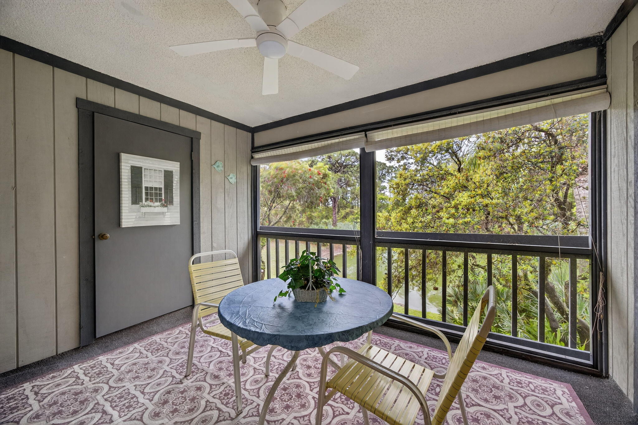 PINECROFT CONDO - Residential