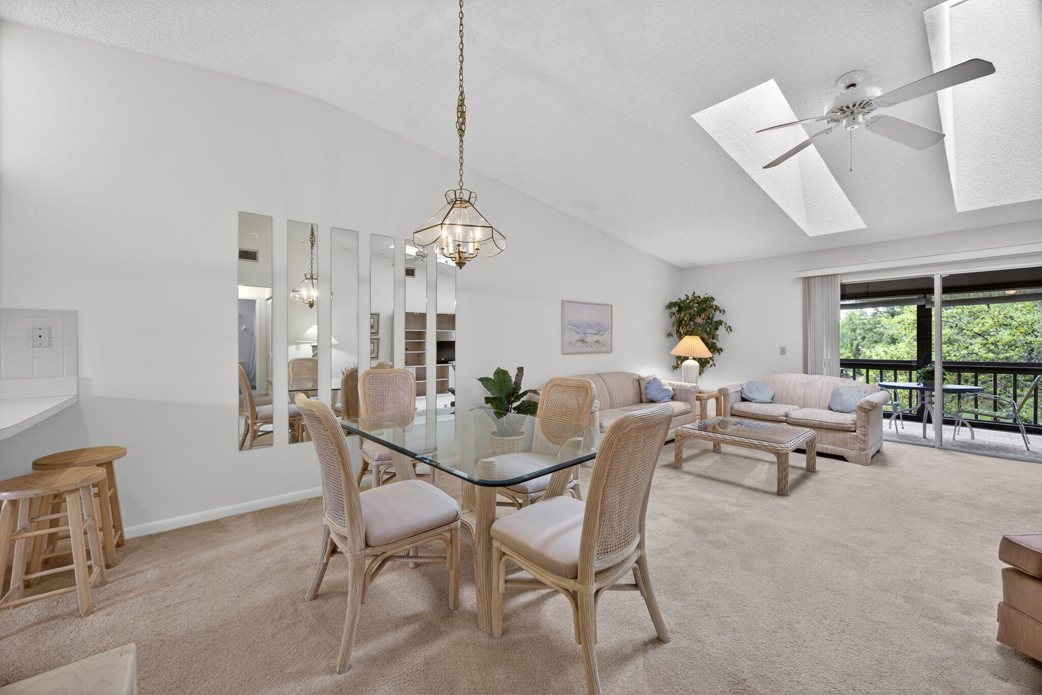 PINECROFT CONDO - Residential