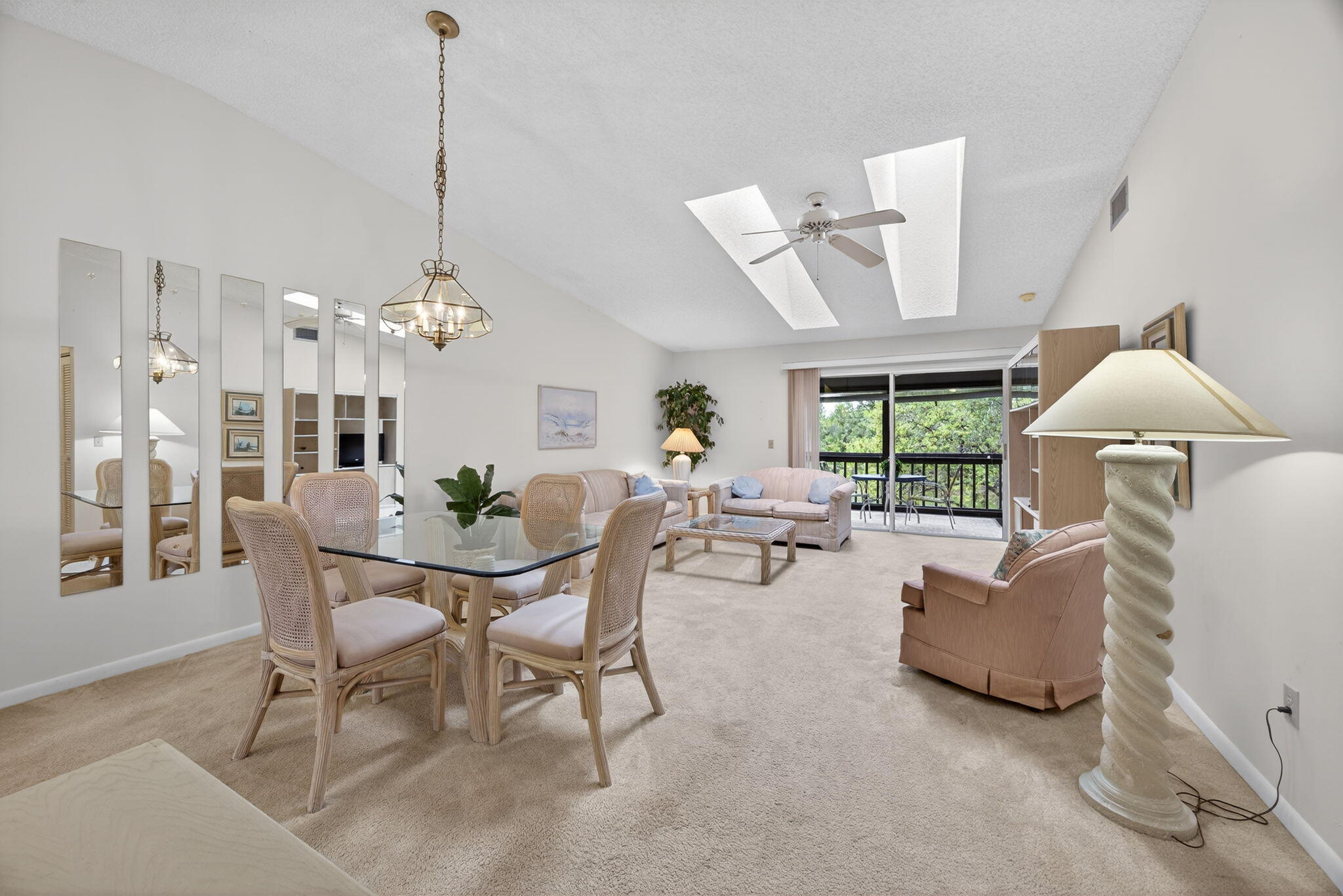 PINECROFT CONDO - Residential