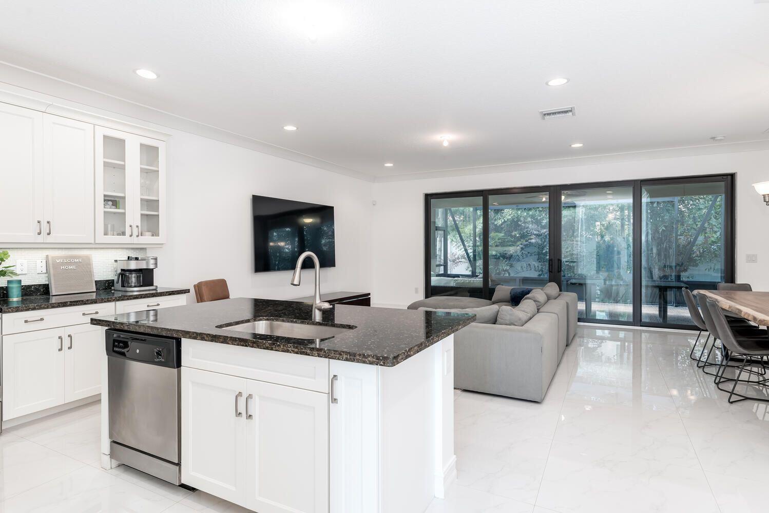 TUSCANY NORTH - Residential Lease