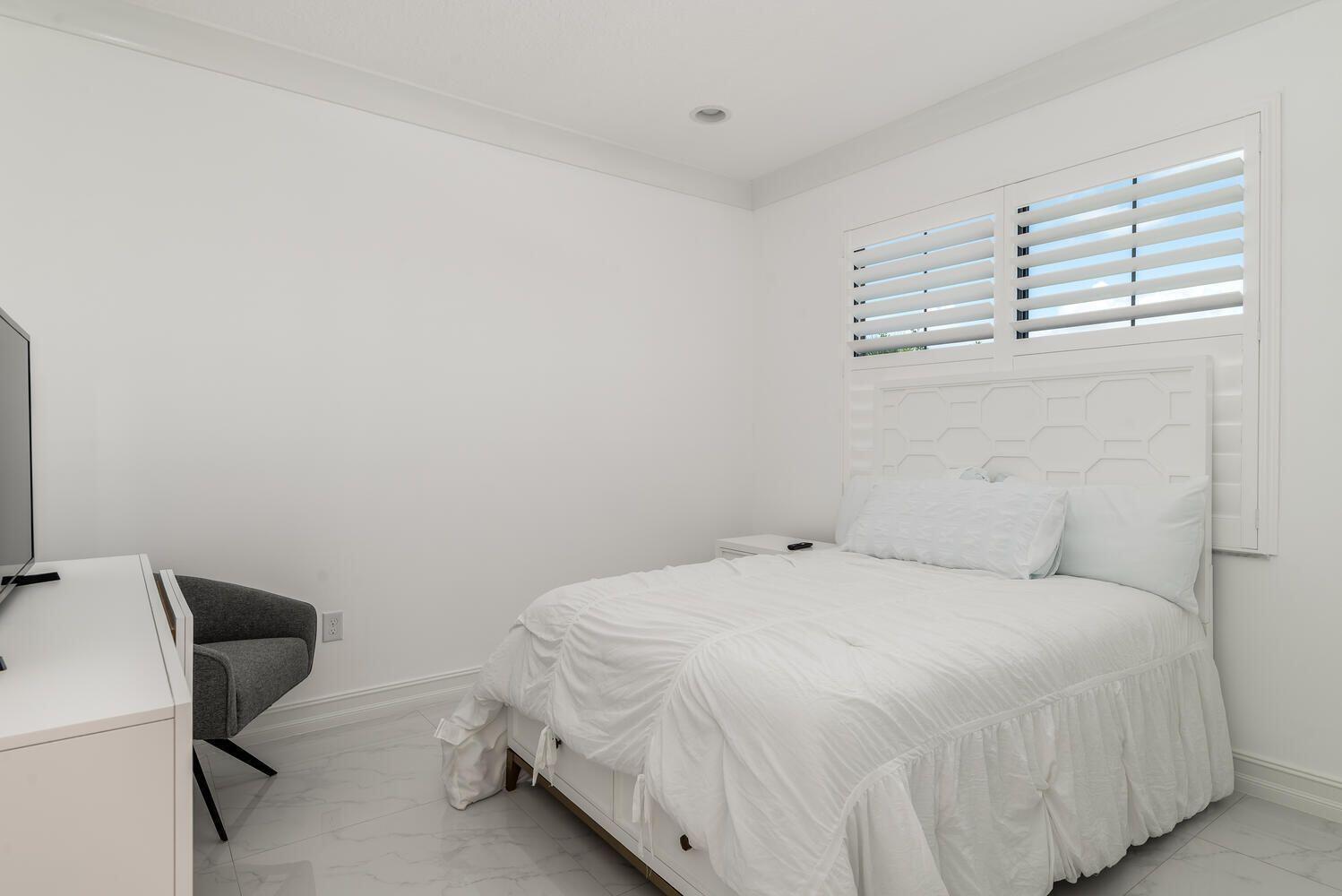 TUSCANY NORTH - Residential Lease