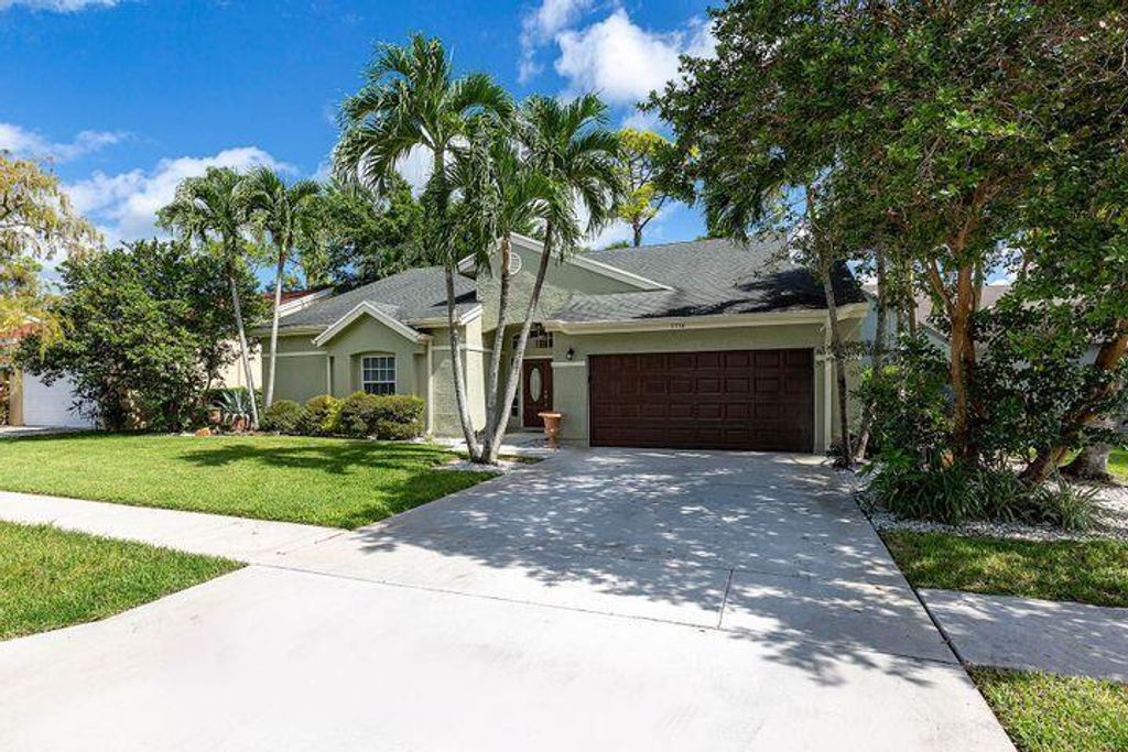Photo of 1112 Wild Cherry Lane, Wellington, FL 33414 (MLS # R11108885)