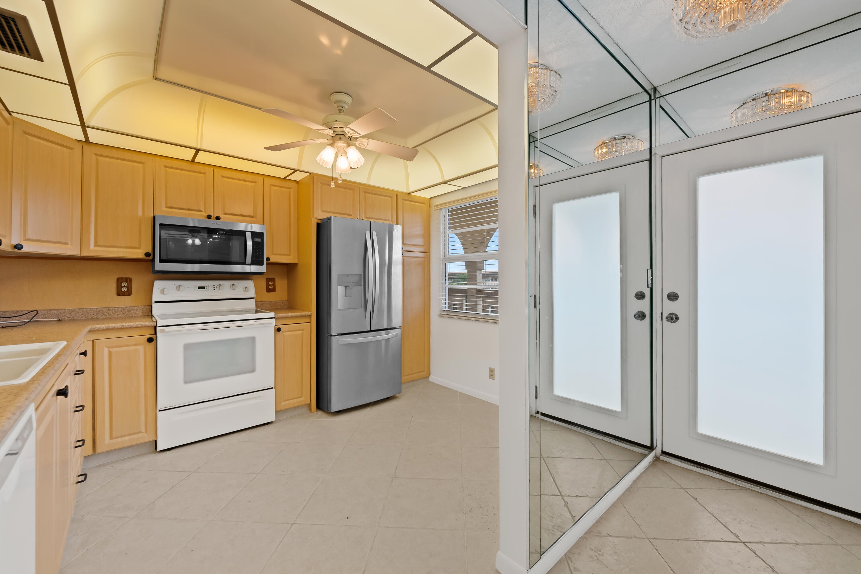 2202 LUCAYA Bend D4