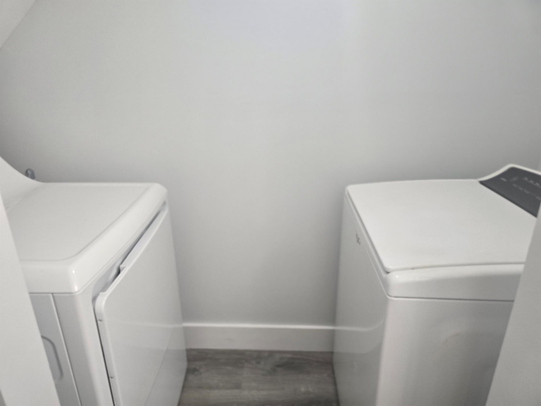 SANDTREE - Residential