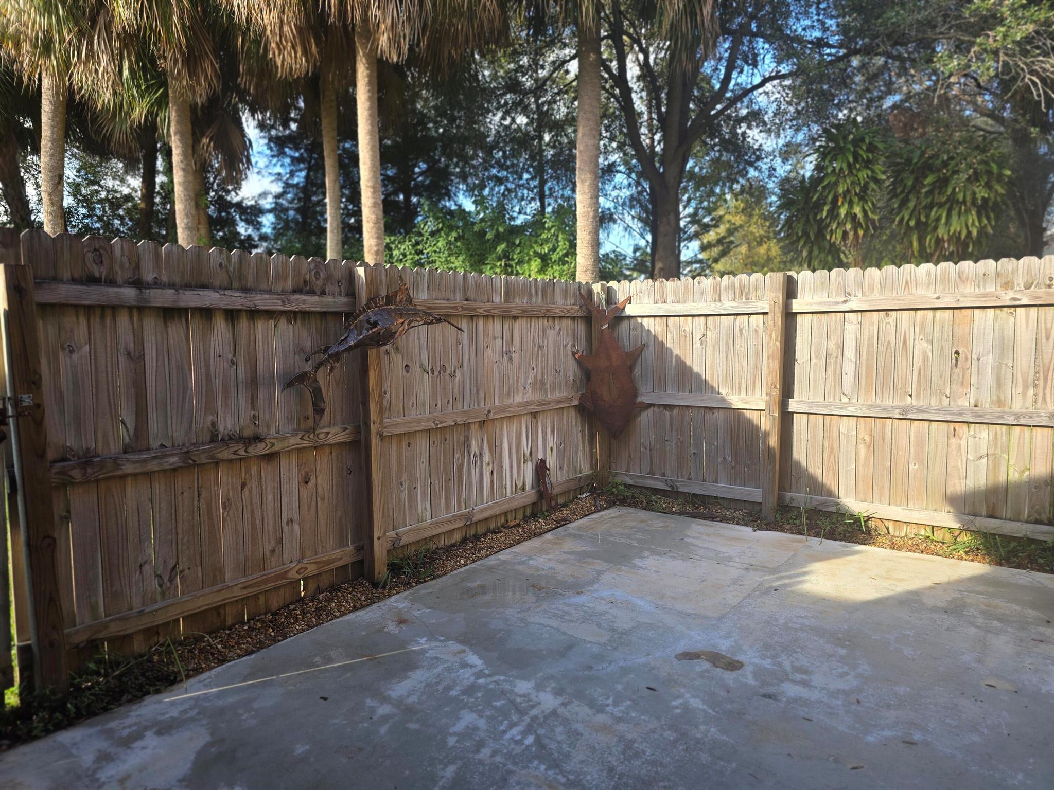 SANDTREE - Residential