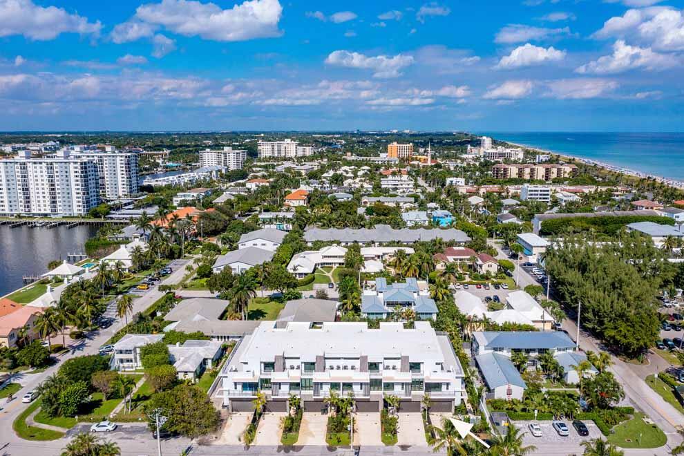 CASUARINA DELRAY TOWNHOMES - Residential