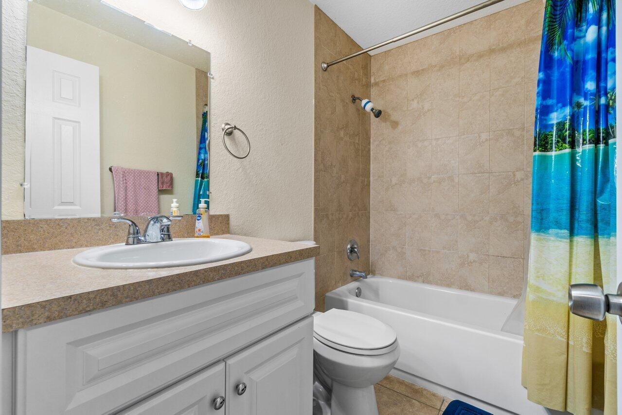 TRAILS AT ROYAL PALM BEAC - Residential Lease