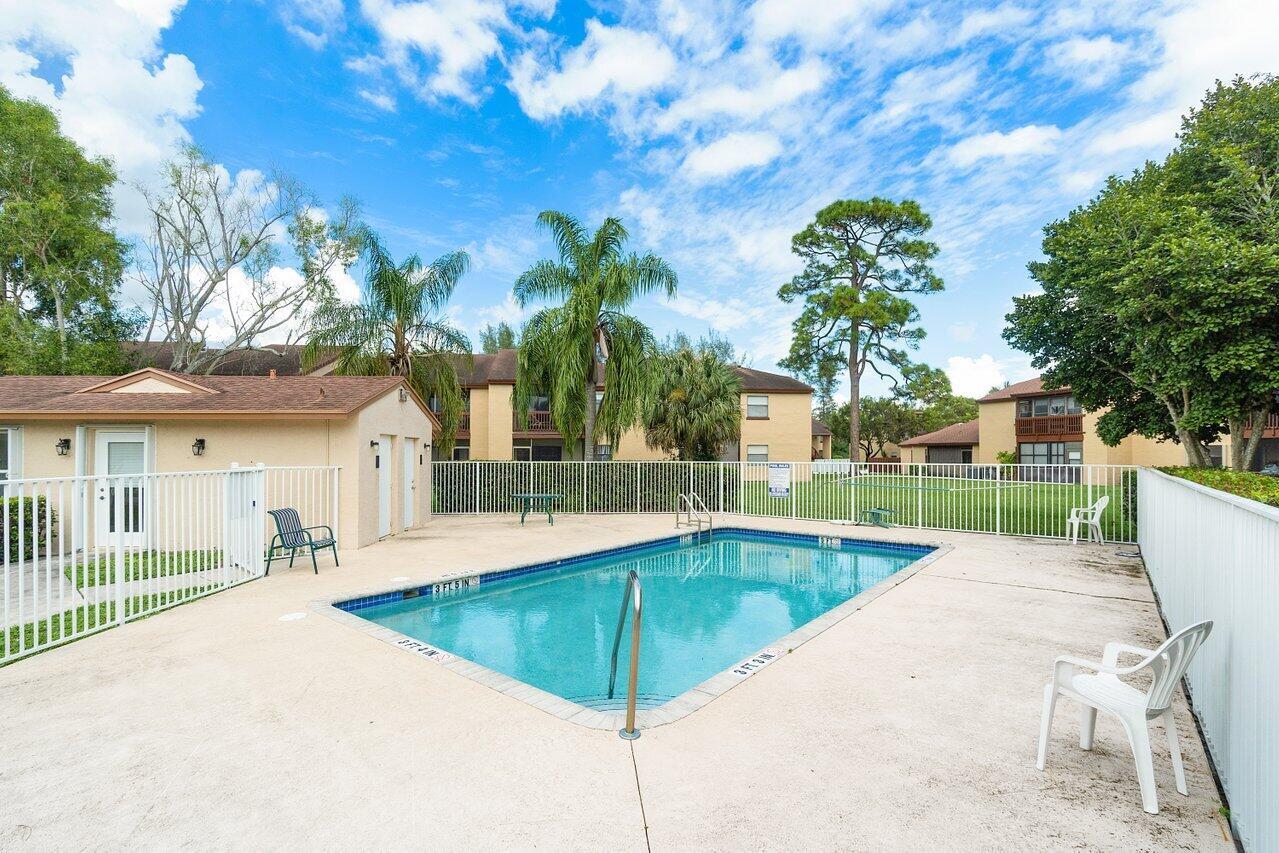 TRAILS AT ROYAL PALM BEAC - Residential Lease