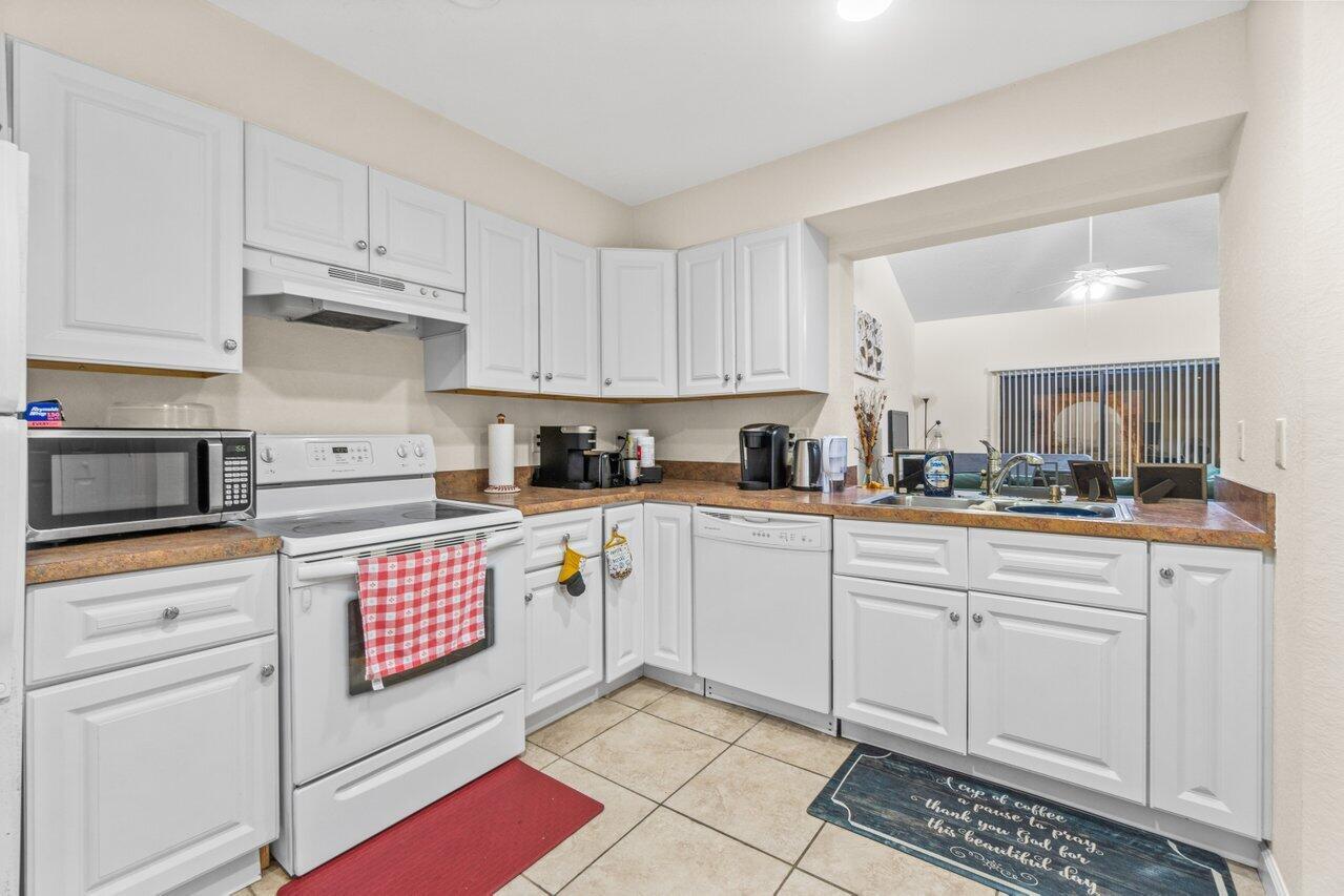 TRAILS AT ROYAL PALM BEAC - Residential Lease