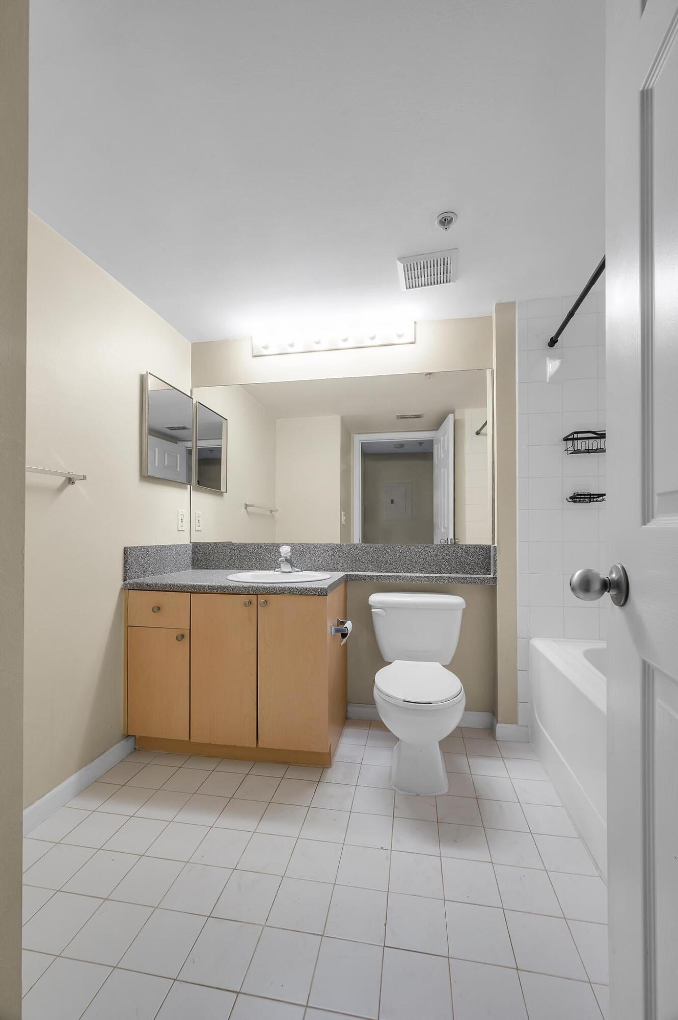 PORTOFINO AT JENSEN BEACH CONDO - Residential Lease