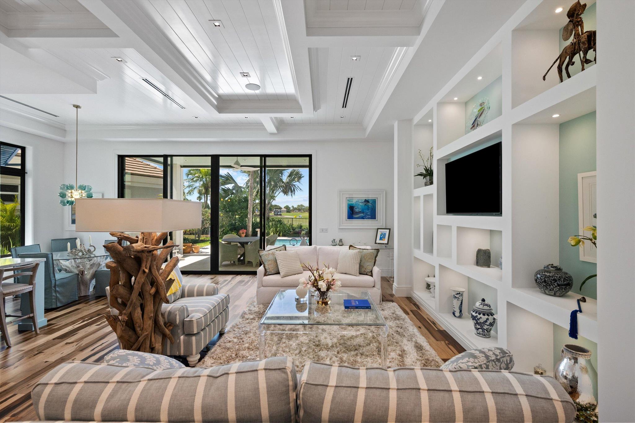 LOXAHATCHEE CLUB AT MAPLE - Residential