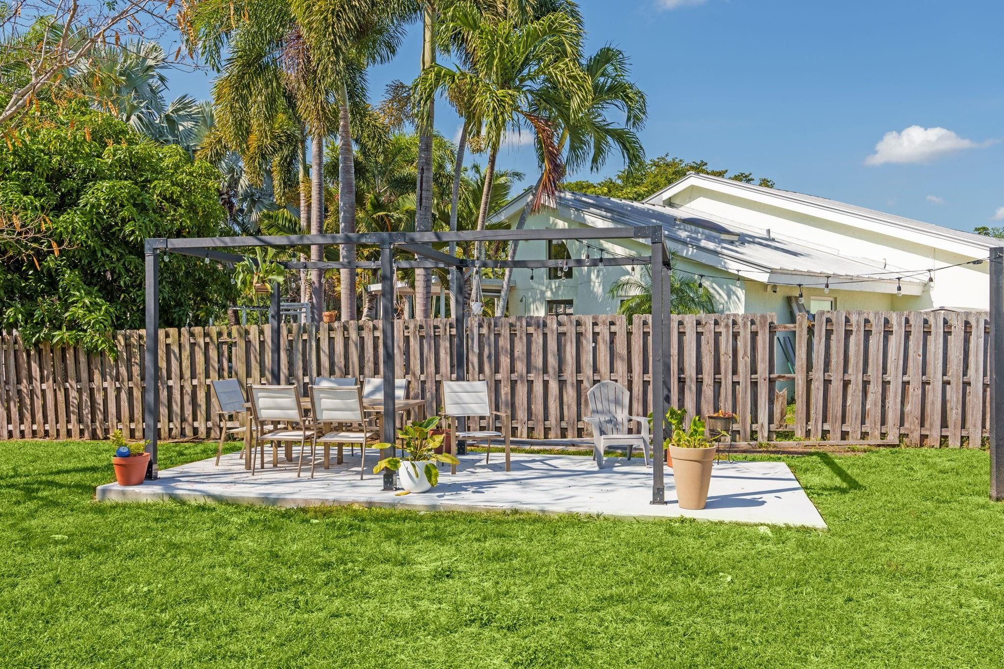 Palm-Aire Village Sec 3 - Residential