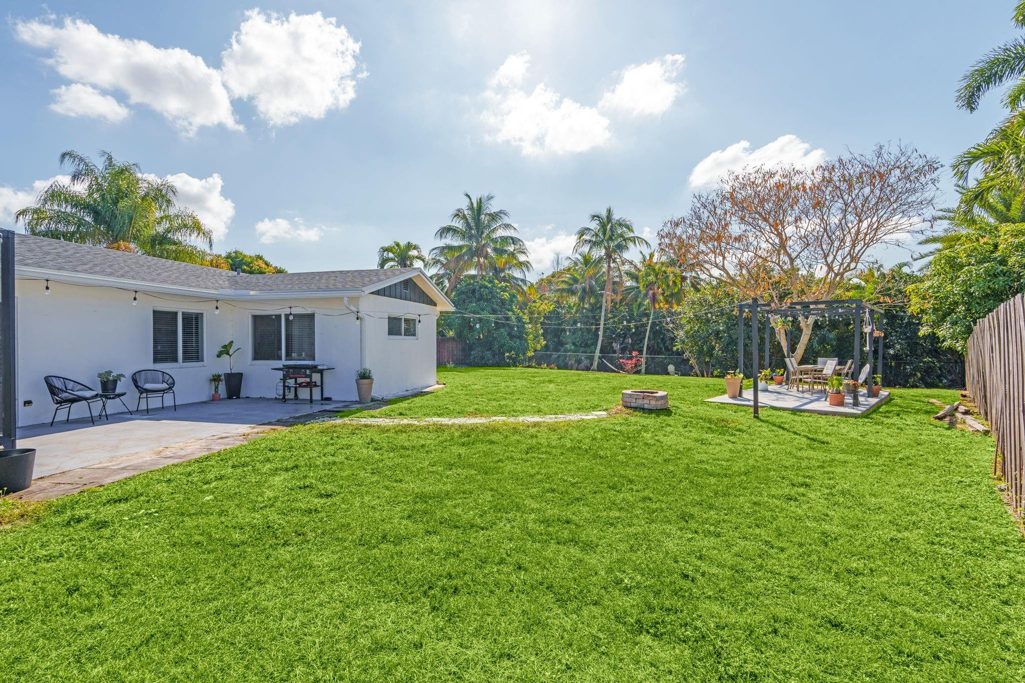 Palm-Aire Village Sec 3 - Residential