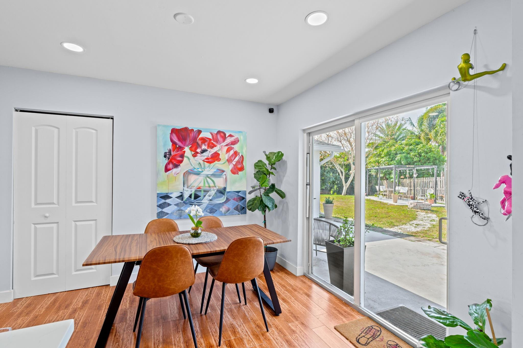 Palm-Aire Village Sec 3 - Residential