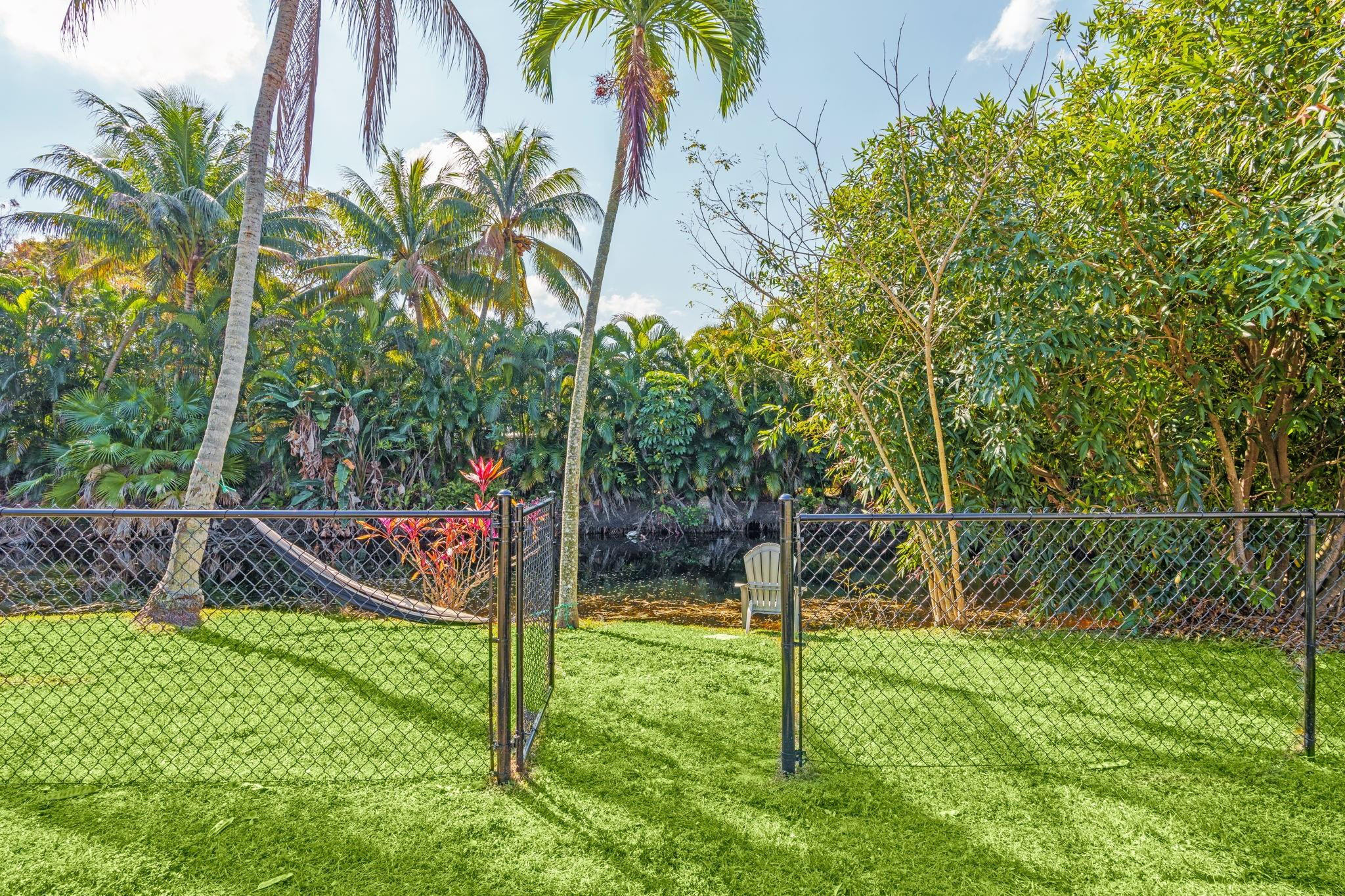 Palm-Aire Village Sec 3 - Residential