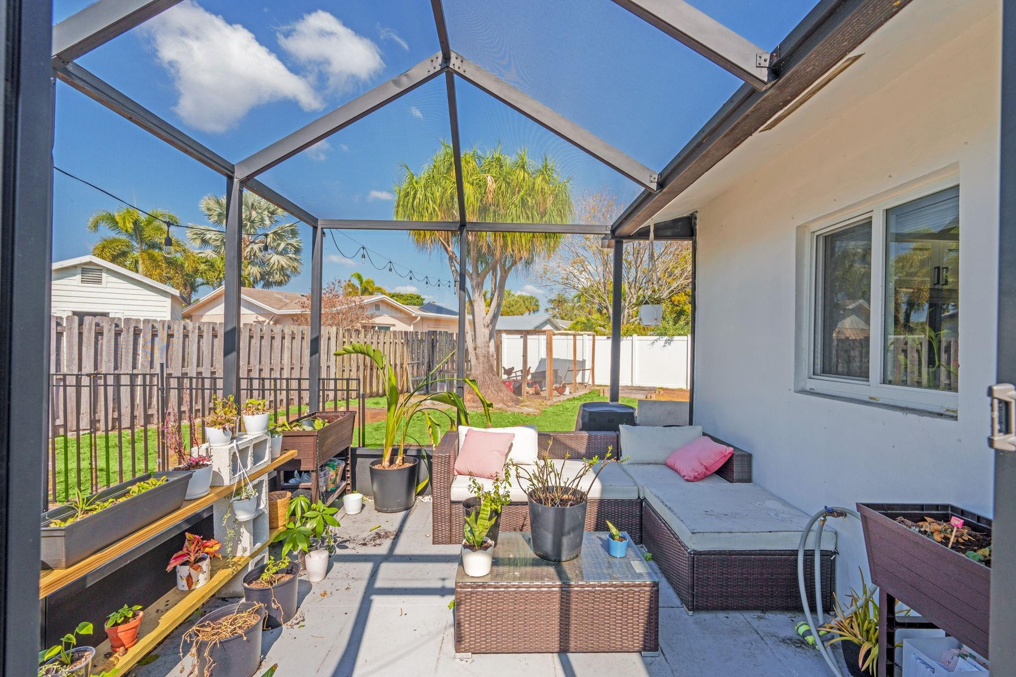 Palm-Aire Village Sec 3 - Residential