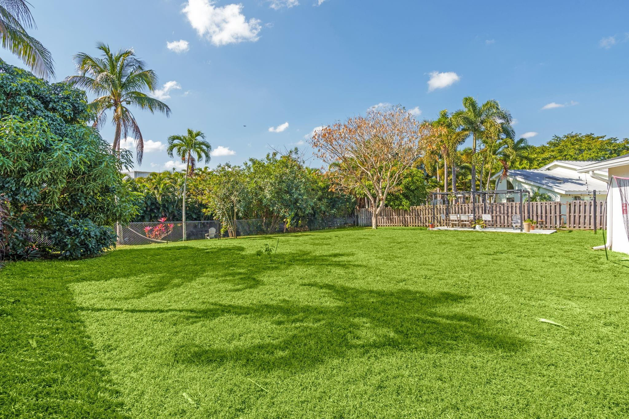 Palm-Aire Village Sec 3 - Residential