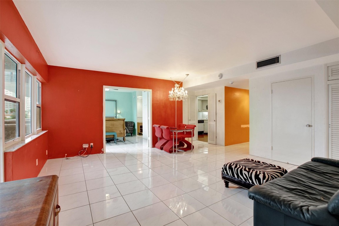Coral Ridge Towers East - Residential