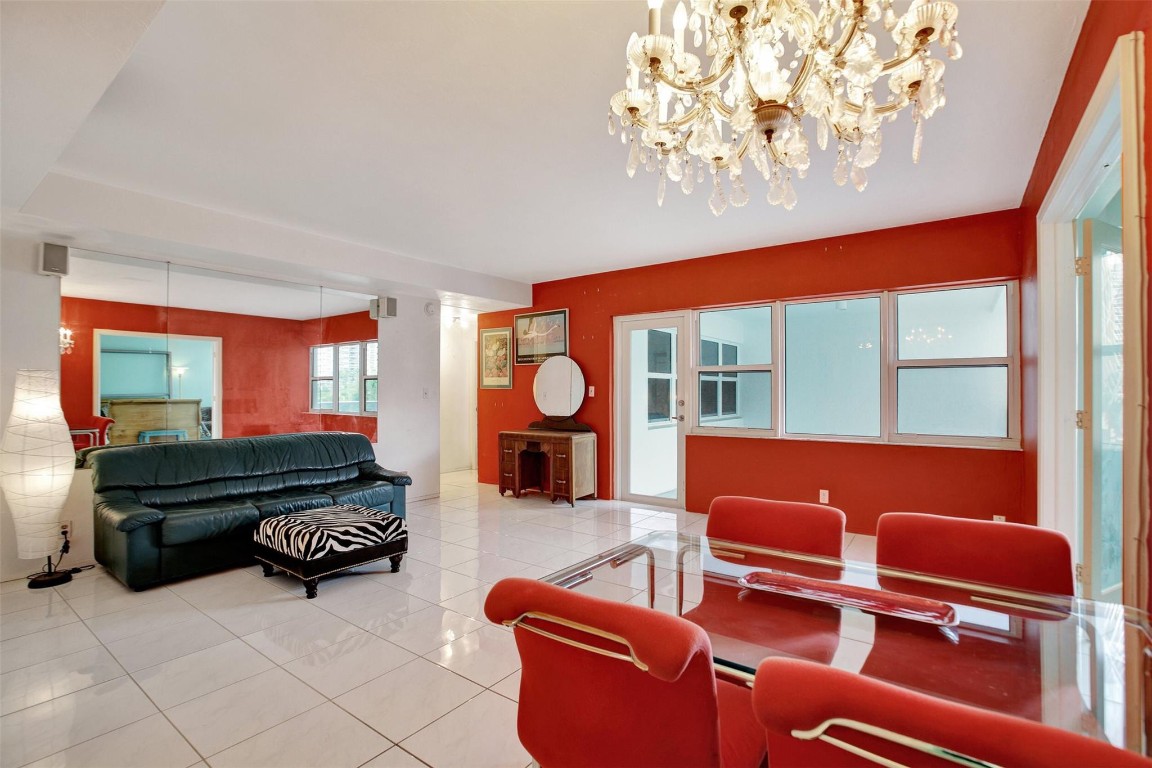 Coral Ridge Towers East - Residential