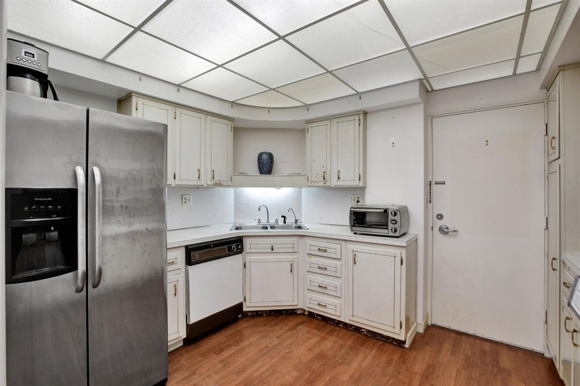 Coral Ridge Towers East - Residential