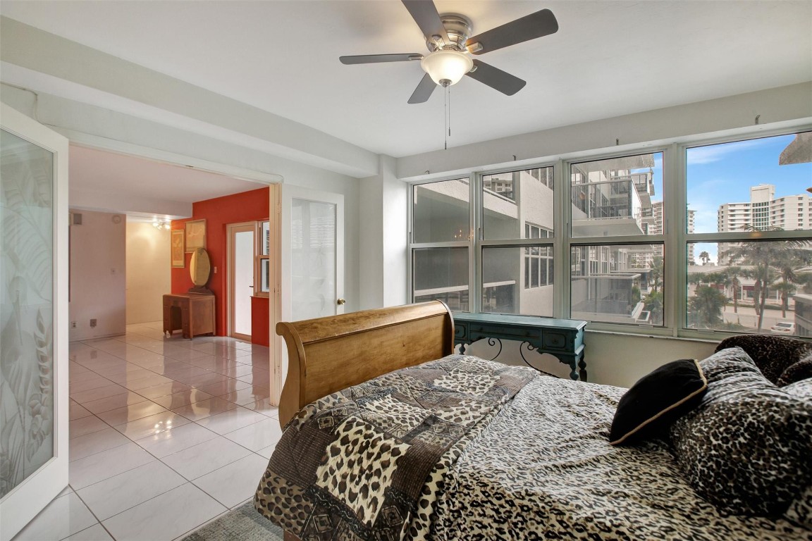 Coral Ridge Towers East - Residential